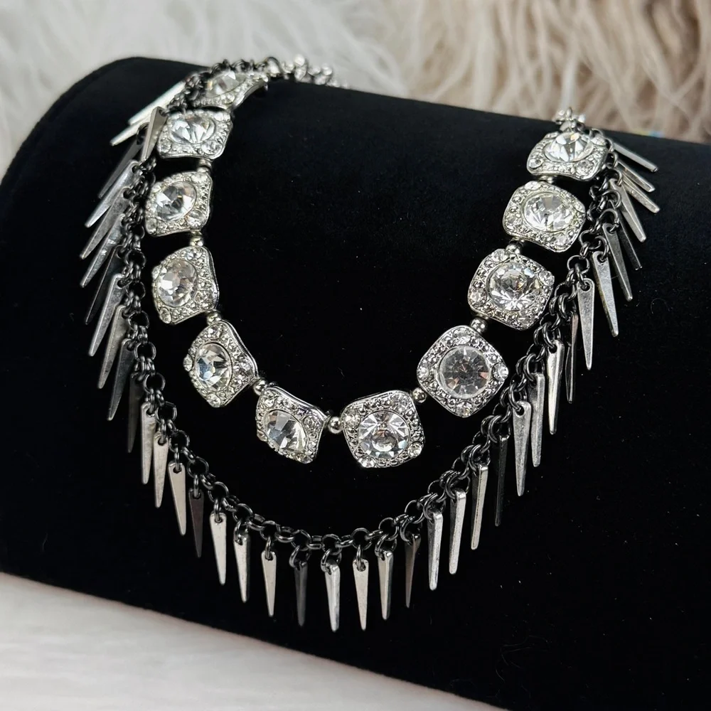 Interesting Silvertone bling costume statement necklace